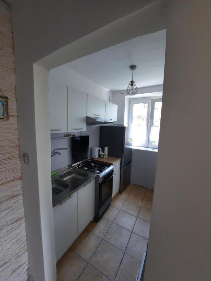 Apartament Zorzy Przy Instytucie Kardiologii Anin 华沙 外观 照片