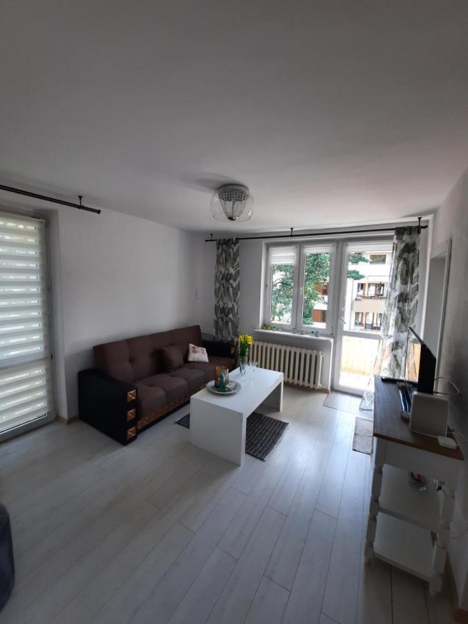 华沙Apartament Zorzy Przy Instytucie Kardiologii Anin公寓 外观 照片