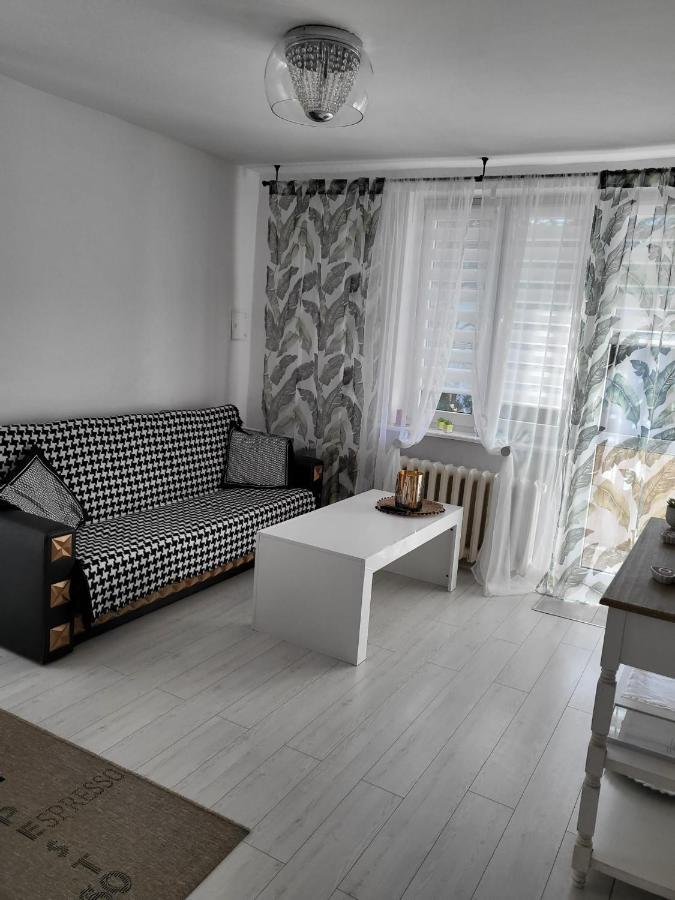 华沙Apartament Zorzy Przy Instytucie Kardiologii Anin公寓 外观 照片